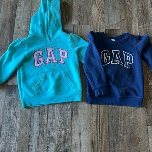 Gap hoodie size 4yrs.  Navy sweatshirt 5yrs